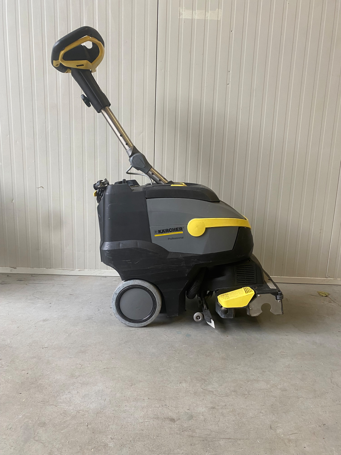 Kärcher BR 35/12 — refurbished trade stock unit