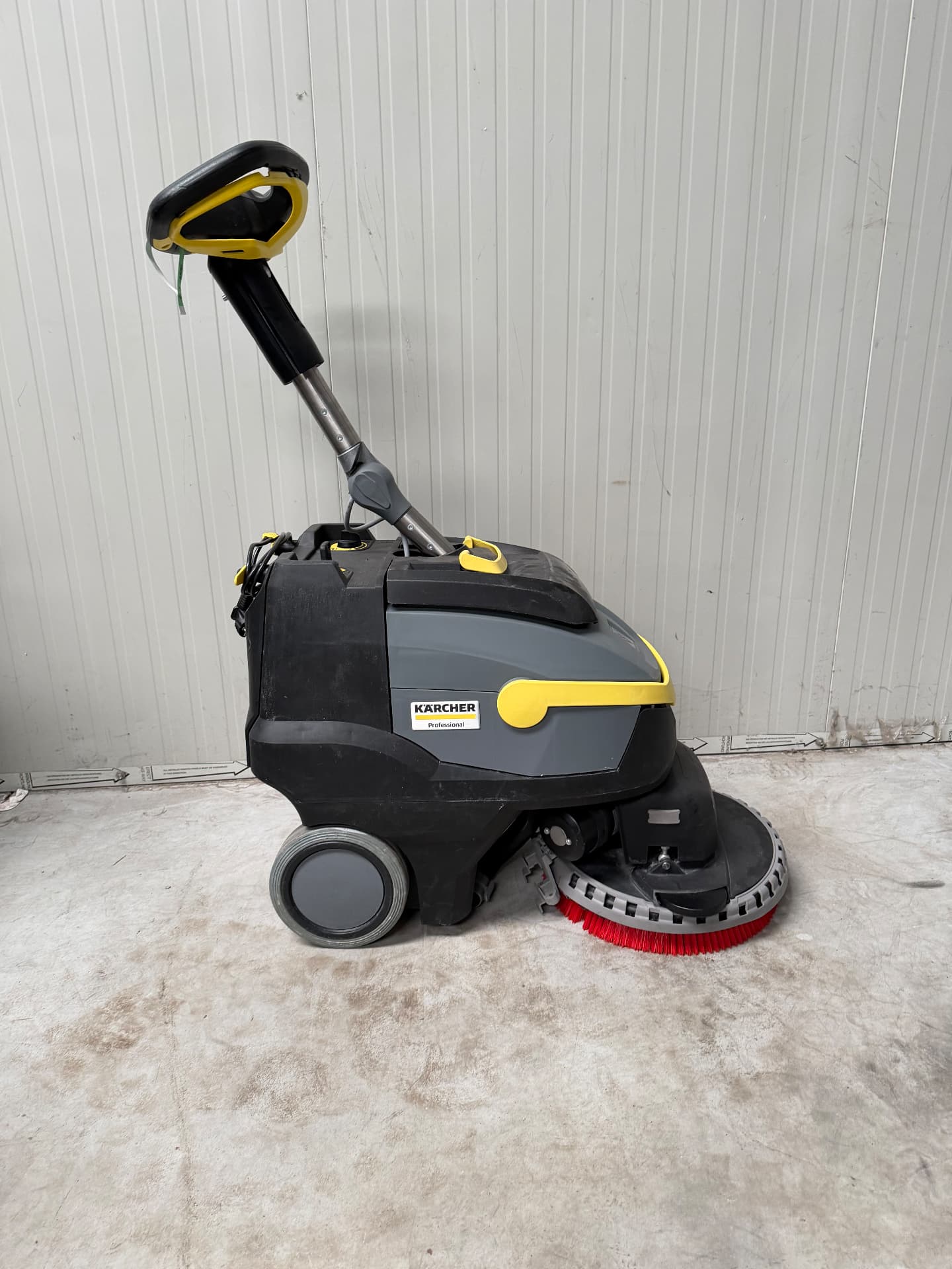 Kärcher BD 38/12 — refurbished trade stock unit