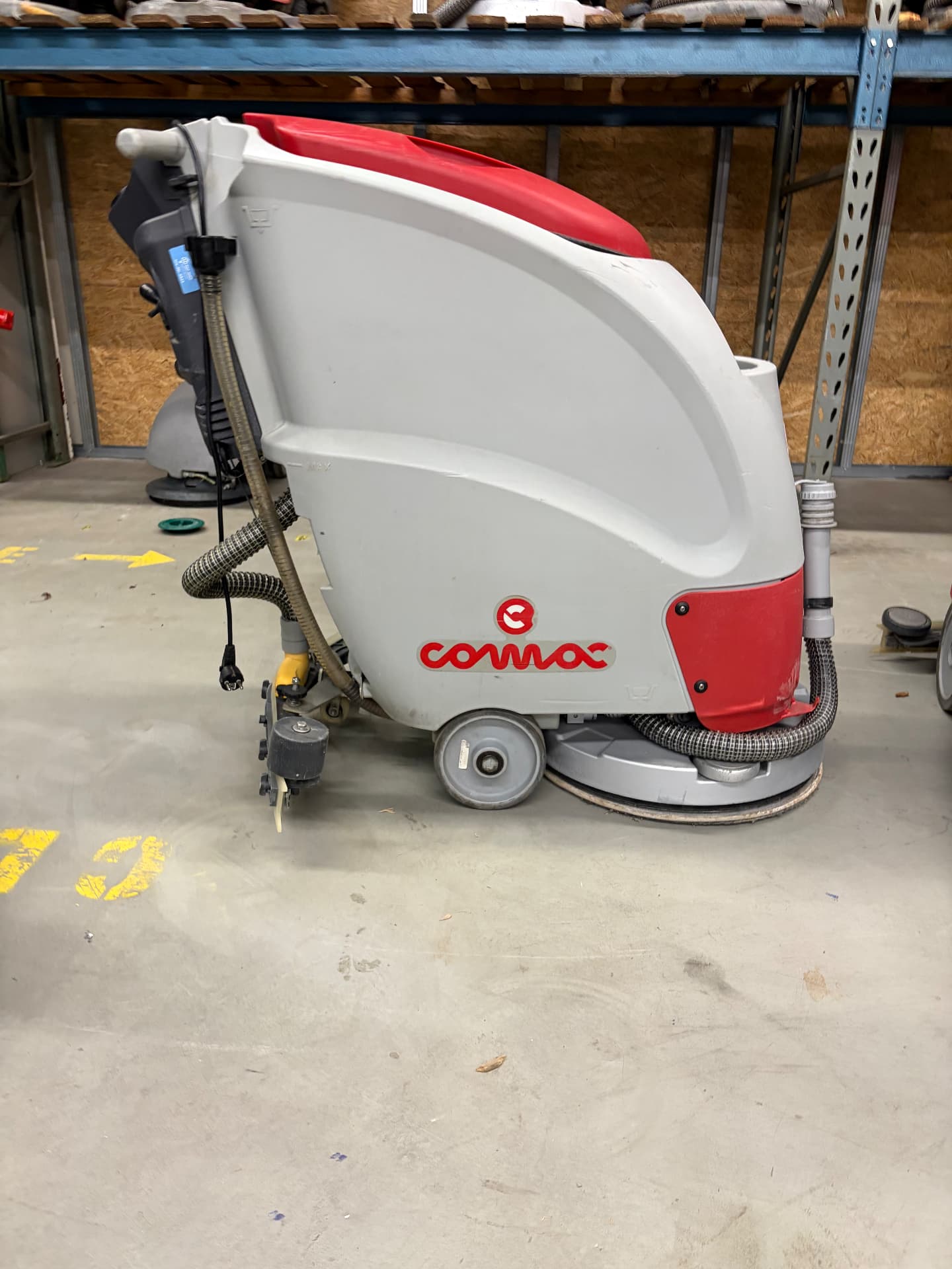 Comac L20 — refurbished trade stock unit