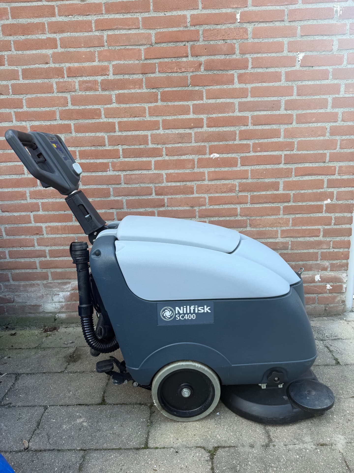 Nilfisk SC 400 — refurbished trade stock unit